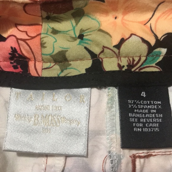 B. Moss 17 inch Floral Pattern Skirt size 4 - Picture 2 of 2